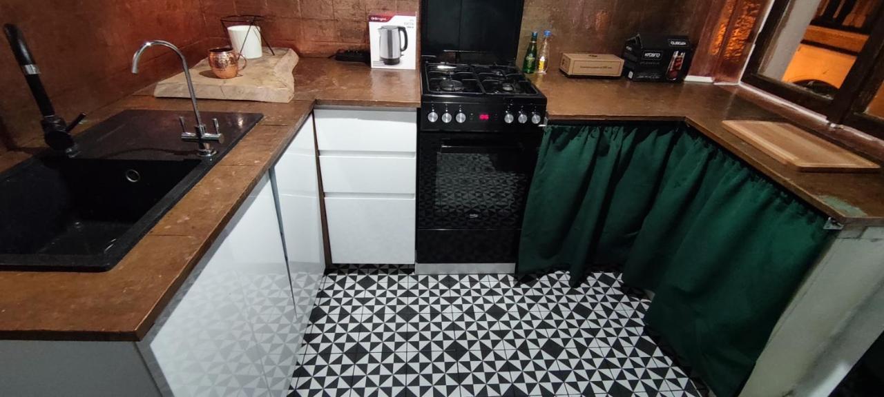 Private Apartament Wroniecka 6 - Parking Poznan Luaran gambar
